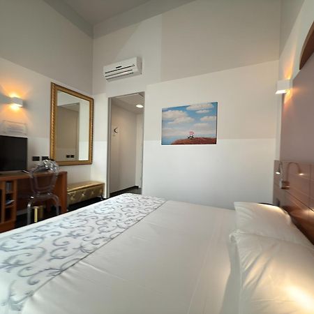 Hotel Europa Varese Exterior foto